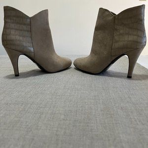 Express High heal booties